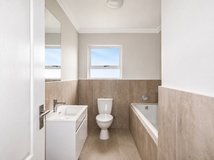 To Let 3 Bedroom Property for Rent in Sunningdale Western Cape